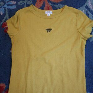 Ribbed Tee with Embroidered Bee
